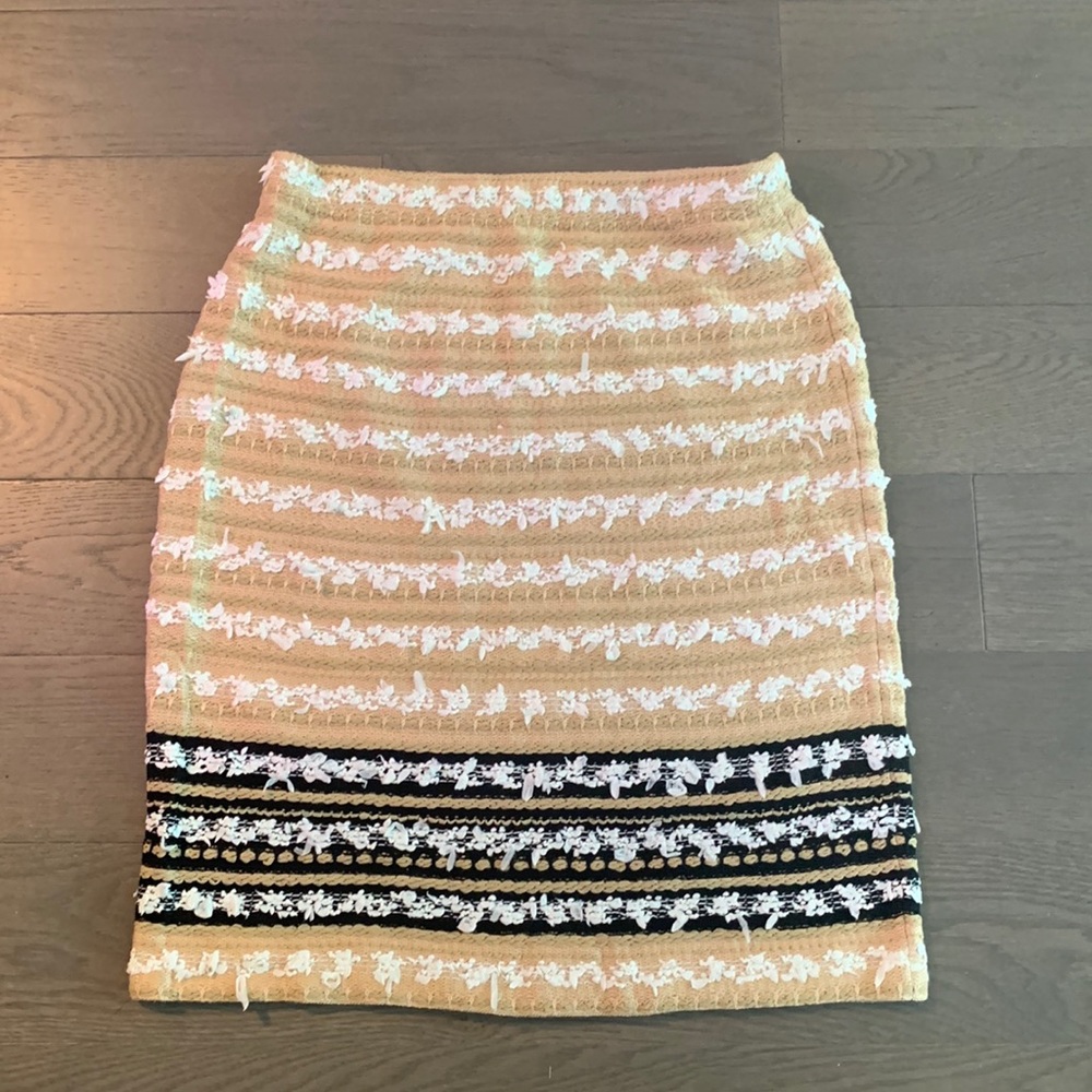 St. John Collection midi skirt, size medium